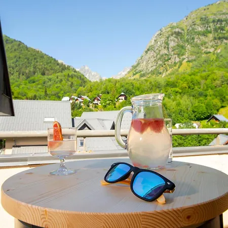 Appart hôtel Résidence Vacancéole La Perrière