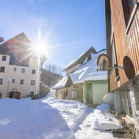 Hotel apartamentowy Vacanceole La Perriere Saint-Colomban-des-Villards