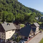 Lejlighedshotel Vacanceole La Perriere 3*