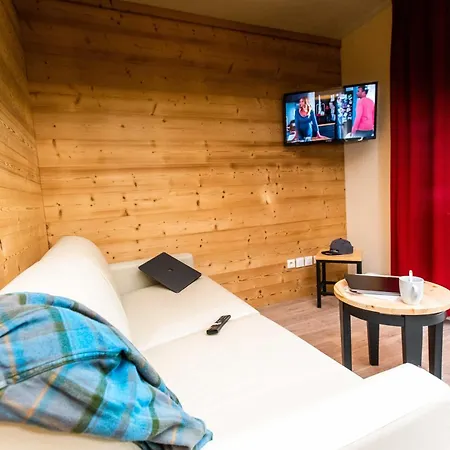 Vacanceole La Perriere Apartmanhotel 3*
